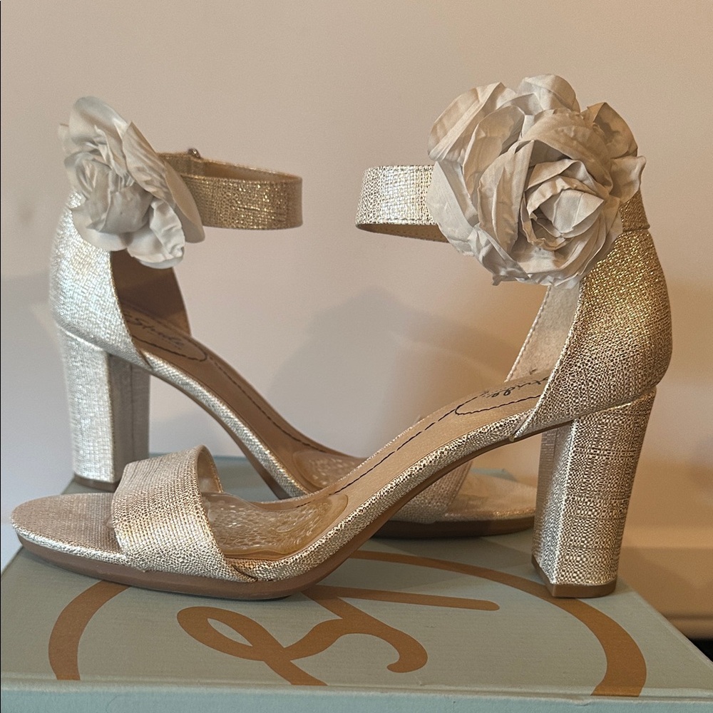 Life Stride Silver Heels with Floral Detail